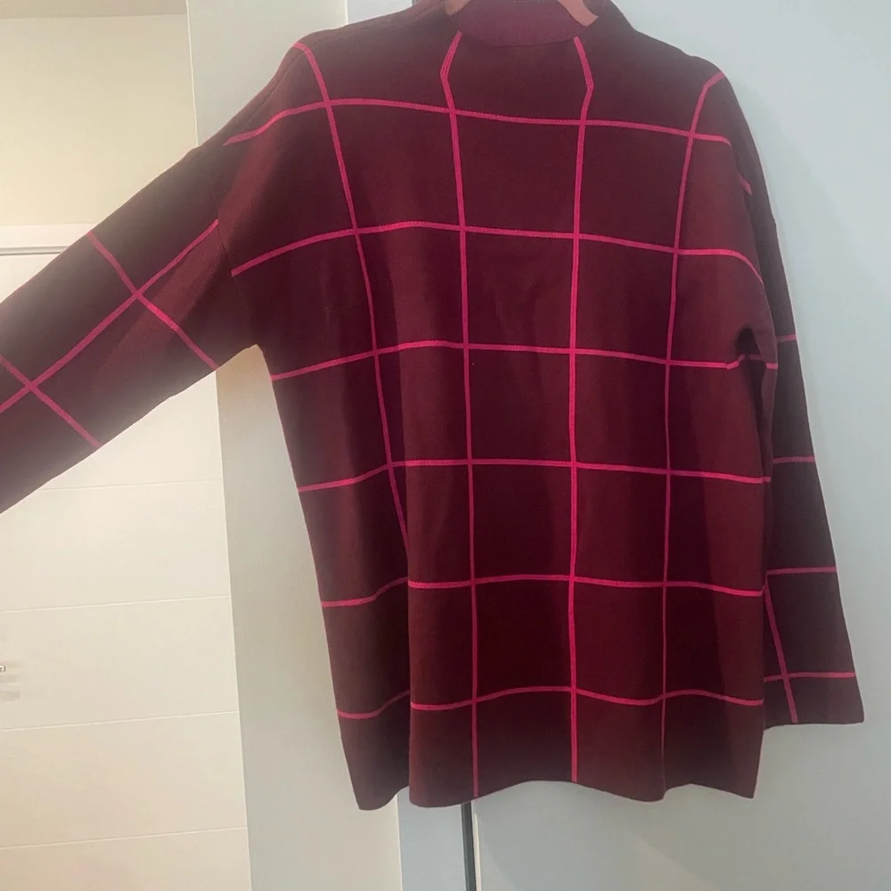 Loft Sweater - Picture 3 of 7